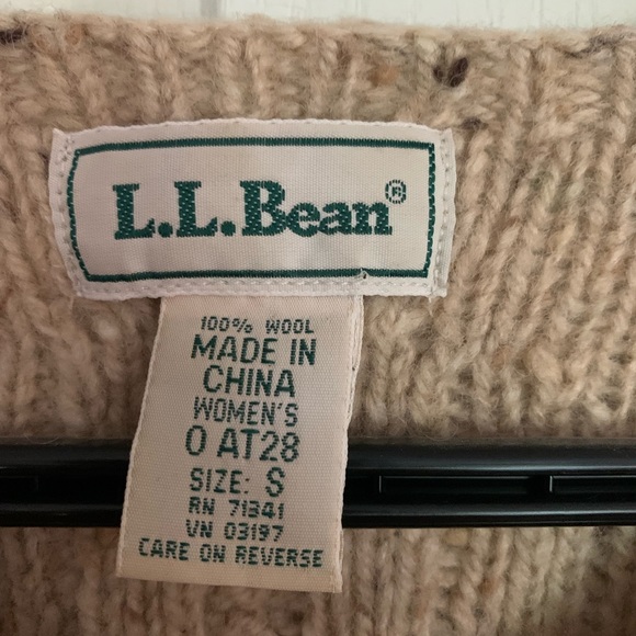 L.L. Bean Woman’s Cable Pullover Sweater - Picture 4 of 4